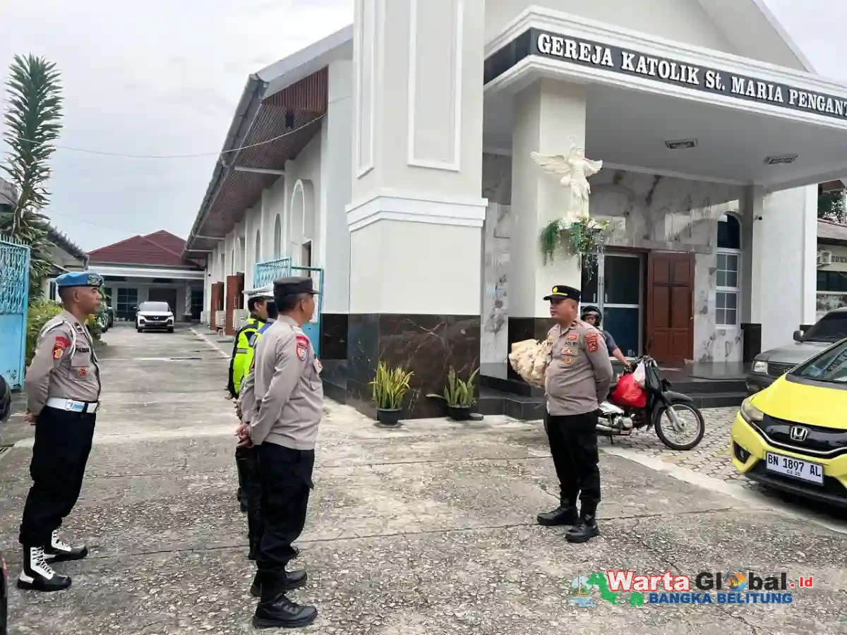 Polres Bangka berikan pengamanan, pastikan ibadah peringatan kenaikan isa almasi berjalan aman, nyama fan lancar.