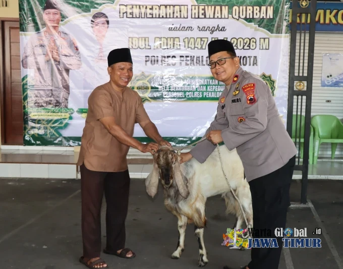 Polres Pekalongan Kota Salurkan Hewan Kurban untuk Warga, Yatim Piatu hingga Yayasan Difabel
