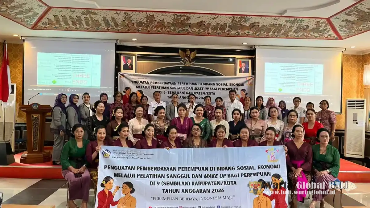 Bukan Sekadar Cantik! Forum PUSPA Badung Ubah Hidup Perempuan Desa Dalung Lewat Sanggul Bali dan Make Up, Langsung Bisa Cuan