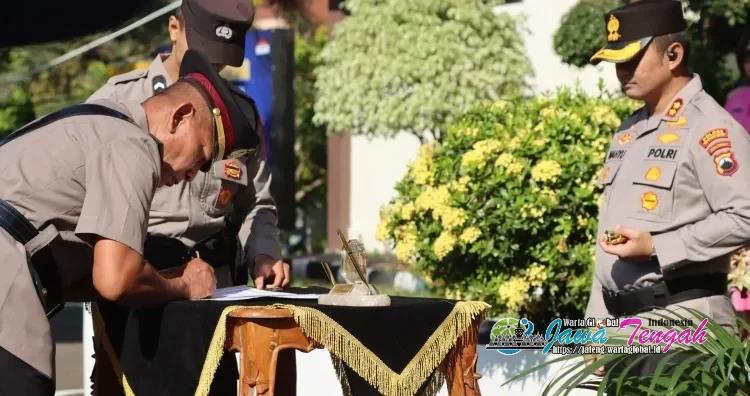 Pimpin Sertijab,  Kapolres Wonogiri Tekankan Soliditas dan Profesionalisme