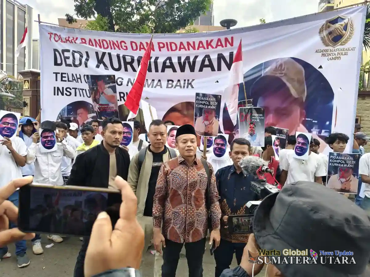 AMPP Berunjuk Rasa di Mabes Polri, Tolak Banding dan Tuntut Proses Pidana Dedi Kurniawan
