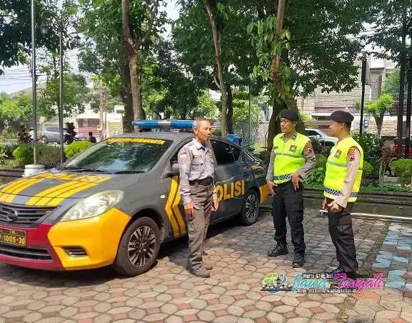 Sat Samapta Polresta Surakarta Gelar Patroli Dialogis Perkuat Sinergi dengan Linmas