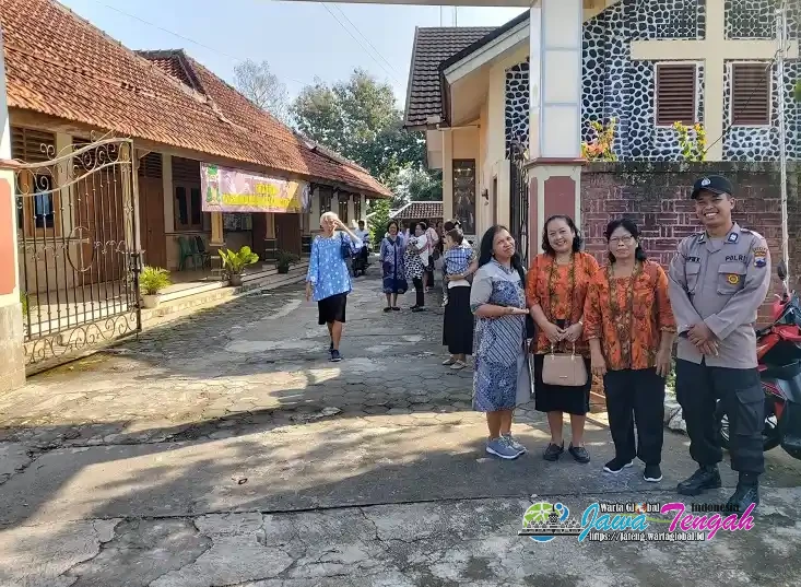 TNI-Polri Bersinergi Lakukan Pengamanan Ibadah Kenaikan Yesus Kristus di Jumapolo Karanganyar