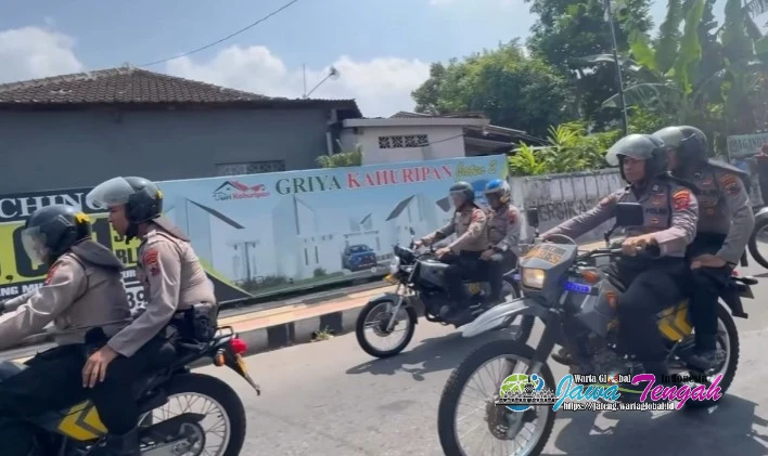 Kapolres Karanganyar Pimpin Langsung Patroli, Sasar Sejumlah Titik Rawan dan Permukiman Warga