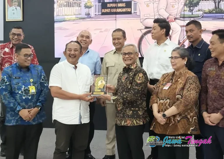 Kunker di Karanganyar, Komisi II DPR RI Soroti Perlindungan Lahan Sawah dan Irigasi Waduk Jlantah