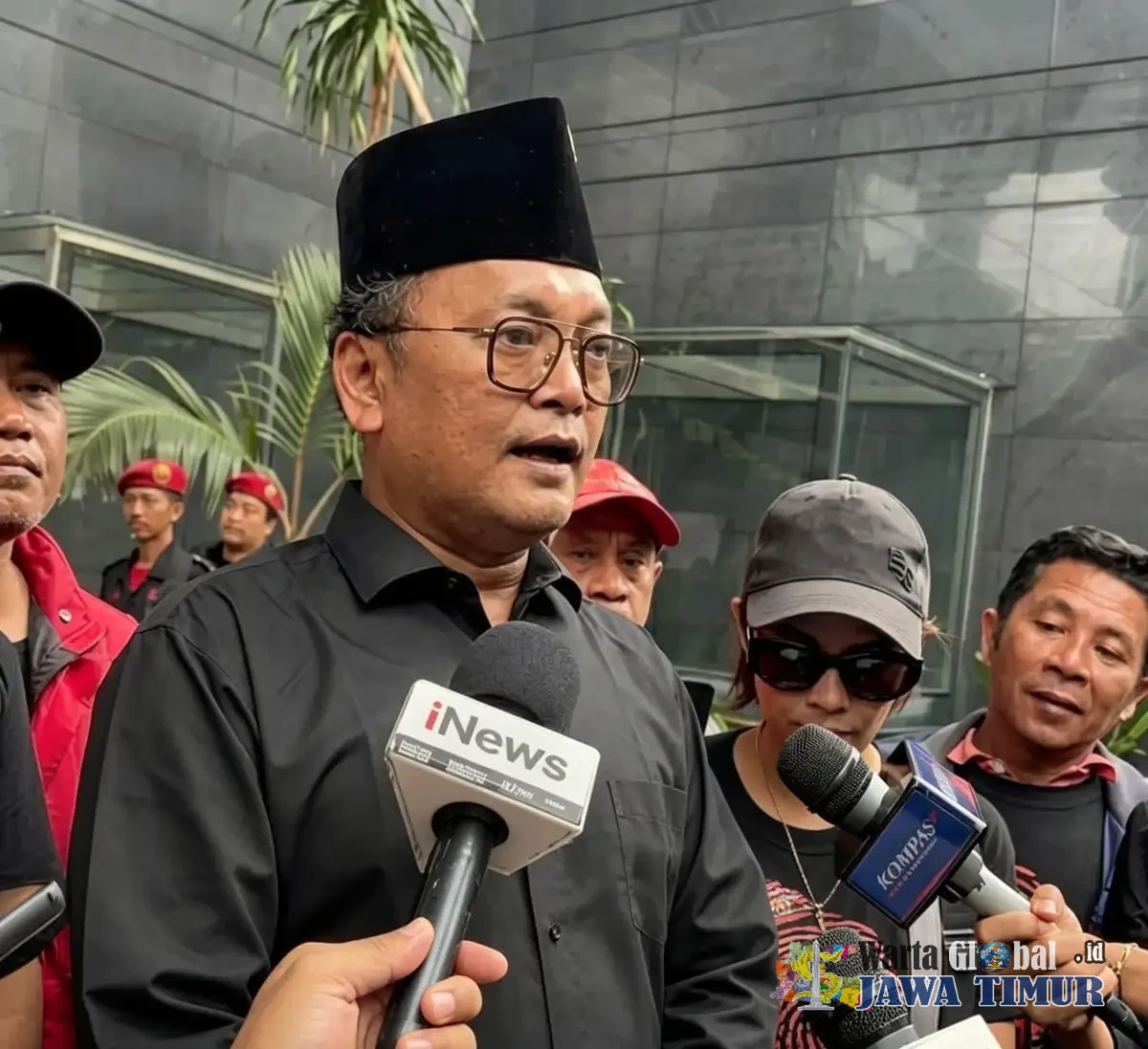 Kritik Tajam Guntur Romli, Sapi Kurban Presiden Prabowo Pakai Rp100 Miliar Dana APBN Tak Sesuai Syariat dan Aturan