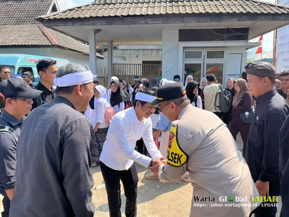 Dukung Progam Pemerintah Purwakarta, Polsek Plered Lakukan Pengamanan Gempuran Pelayanan Publik