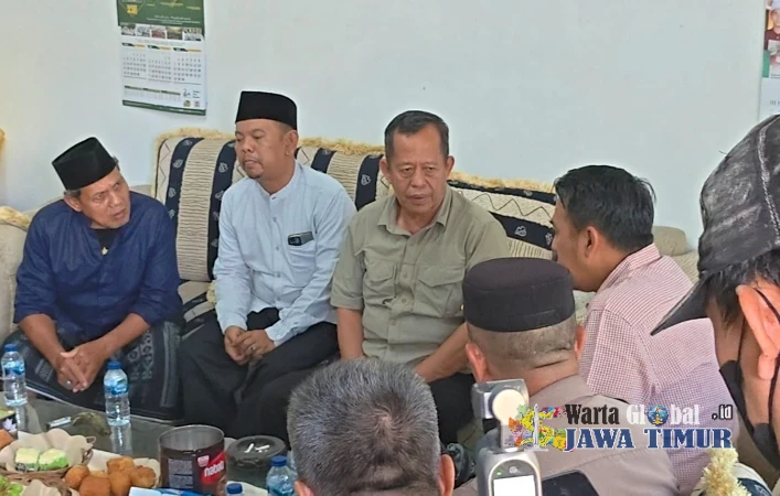 Ketua DPRD Pekalongan Kawal Evakuasi Santri Padepokan Padang Ati, Minta Perizinan Pondok Pesantren Diperketat