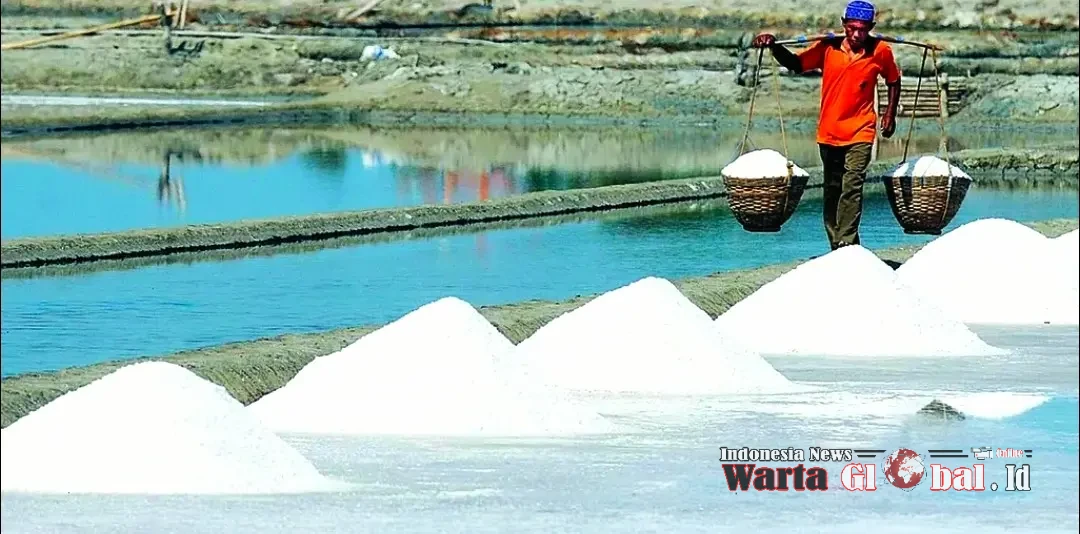 WartaGlobal Menyoroti :
Proyek Garam Rp Triliunan di Rote Ndao: Janji Swasembada atau Lagi-lagi PSN “Gaharu di Atas Kertas”? WartaGlobal Menyoroti :
Proyek Garam Rp Triliunan di Rote Ndao: Janji Swasembada atau Lagi-lagi PSN “Gaharu di Atas Kertas”?