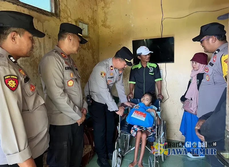 Polsek Kebakkramat dan Relawan SPS Salurkan Bantuan Sembako Lewat Program “Si Amat”