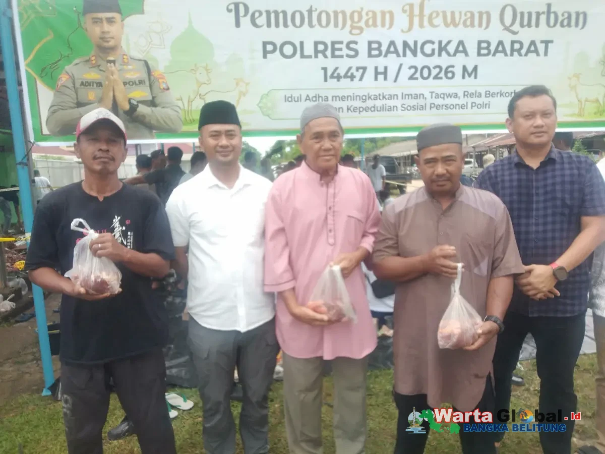 Polres Bangka Barat Bagikan 600 Paket Daging Kurban untuk Masyarakat saat Idul Adha 1447 H