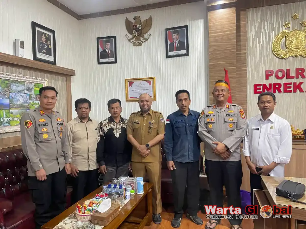BAZNAS dan Polres Enrekang Kolaborasi Gelar Bakti Sosial Peringati HUT Bhayangkara ke-80