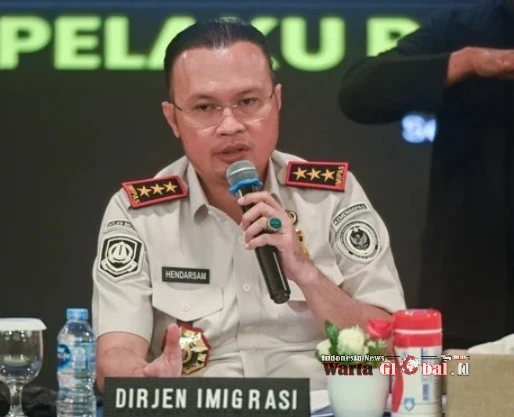 Percakapan WartaGlobal Dengan
Dirjen Imigrasi Hendarsam: 
Kami Hormati Proses KPK, Buka Diri untuk Pengembangan OTT Imigrasi Jakbar