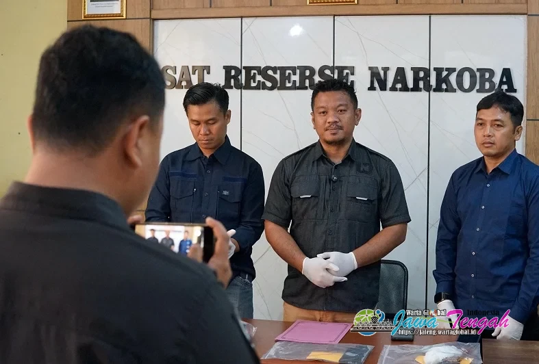 Polres Sragen Bongkar Tiga Kasus Narkoba dan Obat Berbahaya dalam Sepekan, 4 Pelaku Diamankan