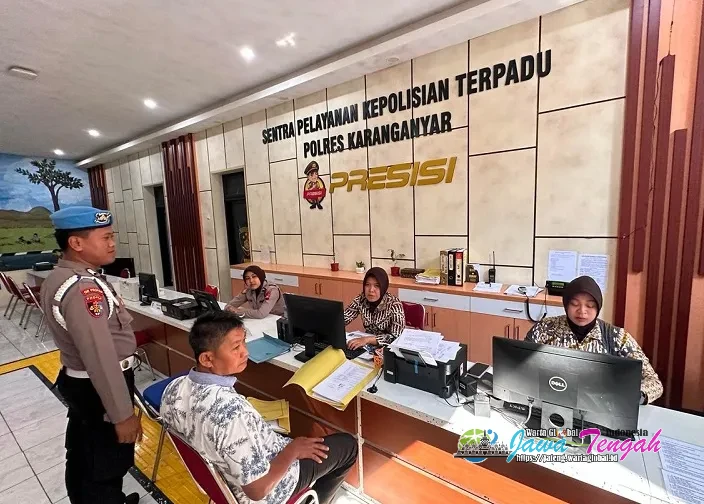 Tingkatkan Kualitas Pelayanan, Sipropam Polres Karanganyar Cek Kesiapsiagaan Personel Piket