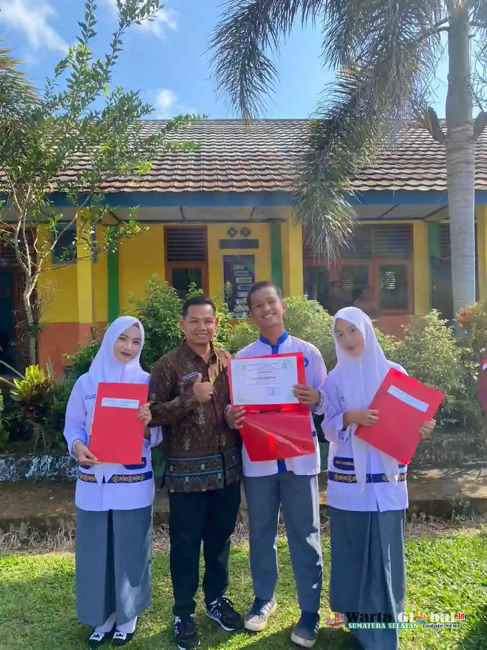 SMA Negeri 1 Payaraman Laksanakan Pembagian Buku Rapor Semester Genap Tahun Ajaran 2026