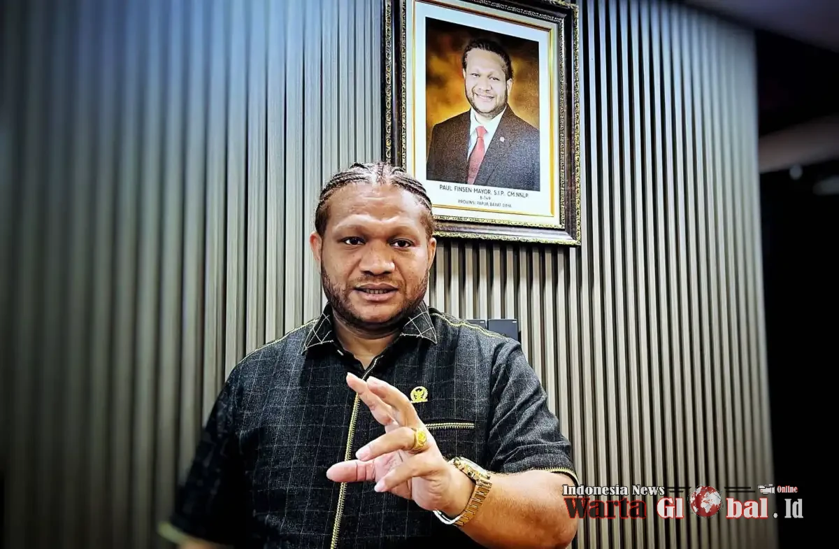 Senator DPD RI Paul Fincent Mayor Minta Presiden Beri Penghargaan kepada Jaksa Agung Usai Bongkar Dugaan Korupsi BGN.